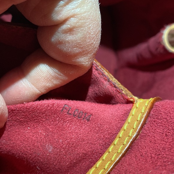 Louis Vuitton Alma White Murakami - Picture 8 of 9